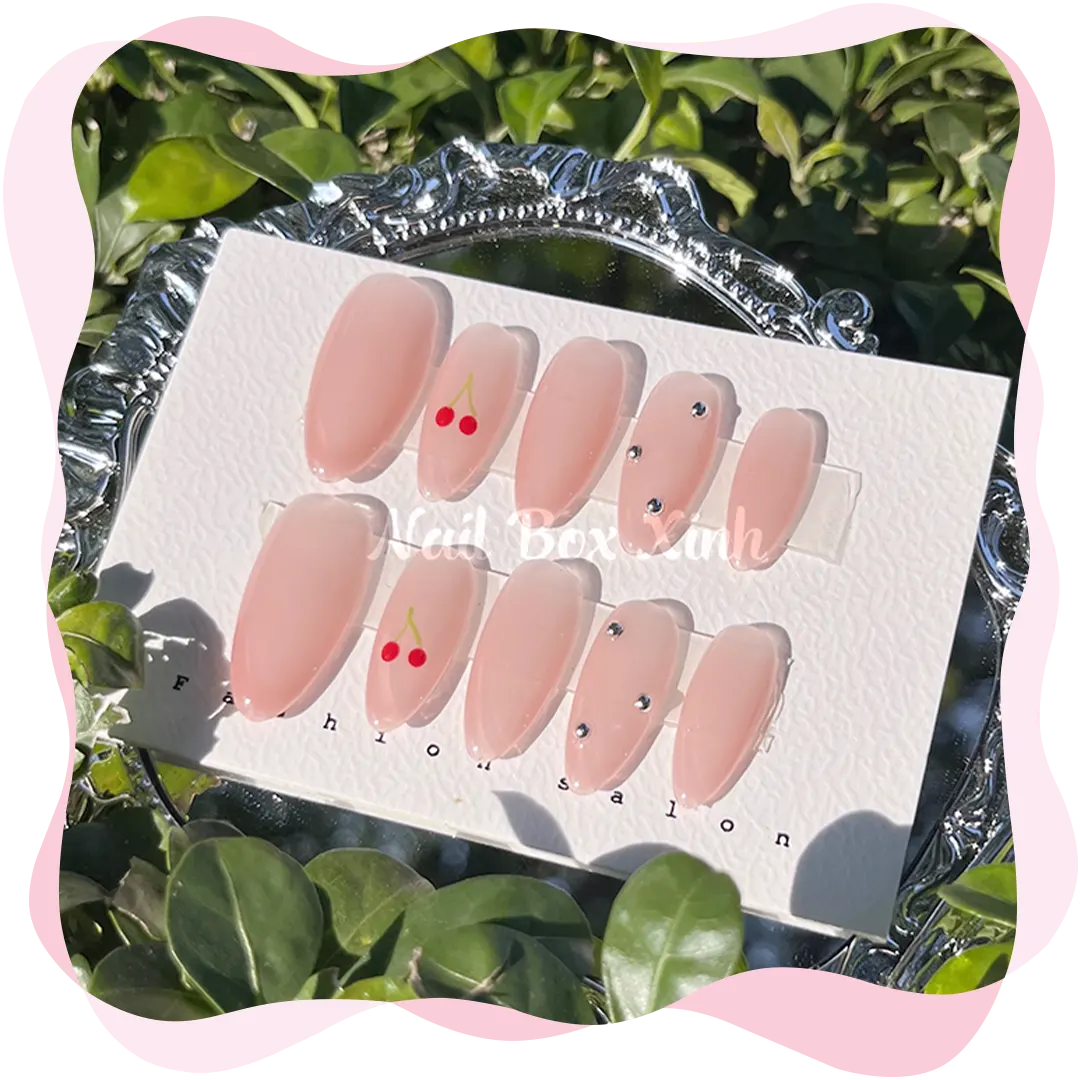 Nail box dễ thương nhẹ nhàng cherry