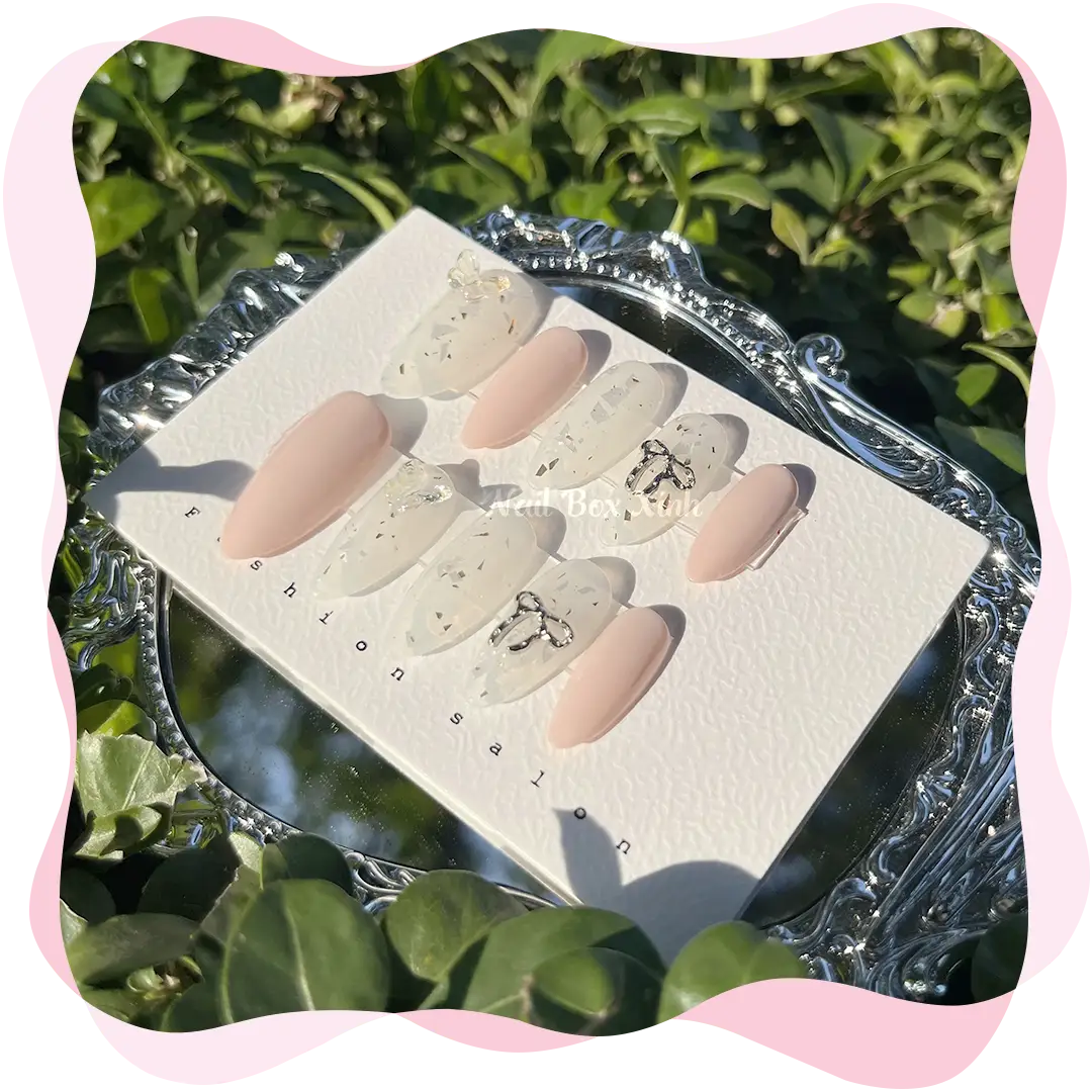 Nail box dễ thương nhẹ nhàng trắng hồng