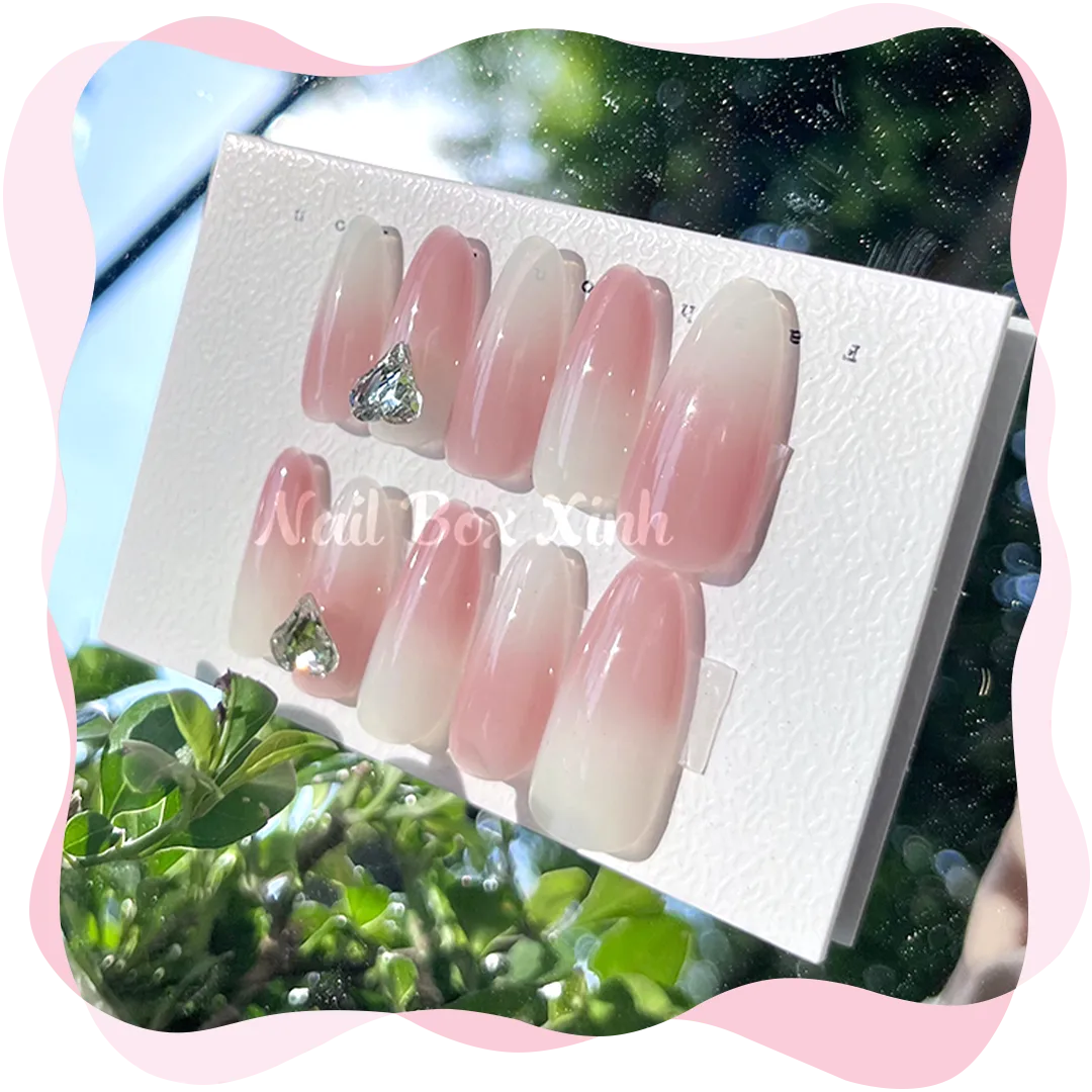 Nail box dễ thương trendy hồng thạch