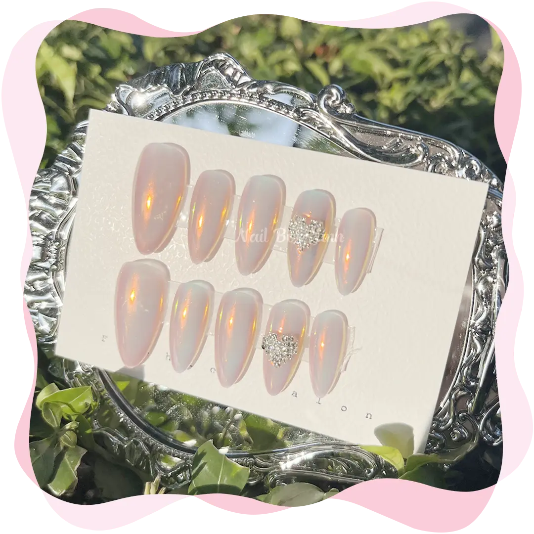 Nail box thiết kế cao cấp đính trái tim